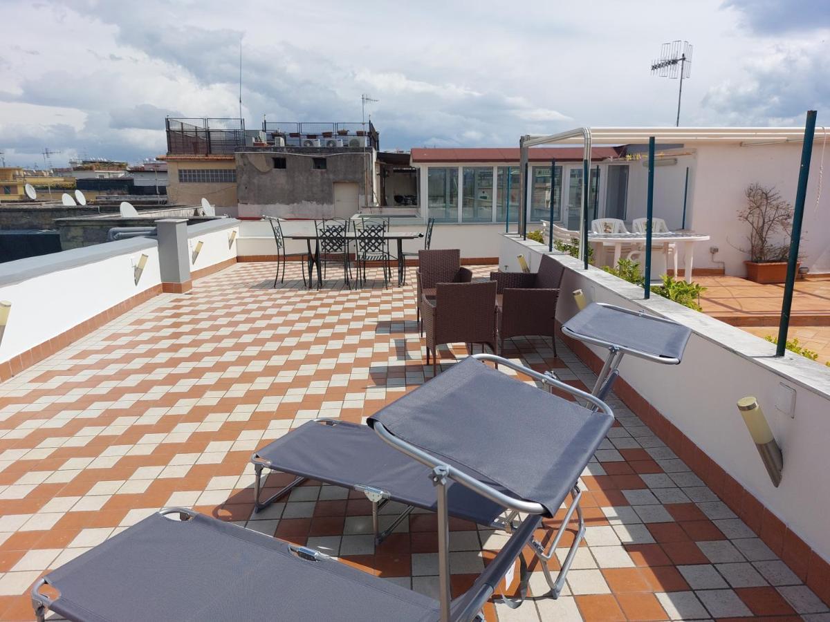 Appartement Raggio Di Sole à Naples Extérieur photo